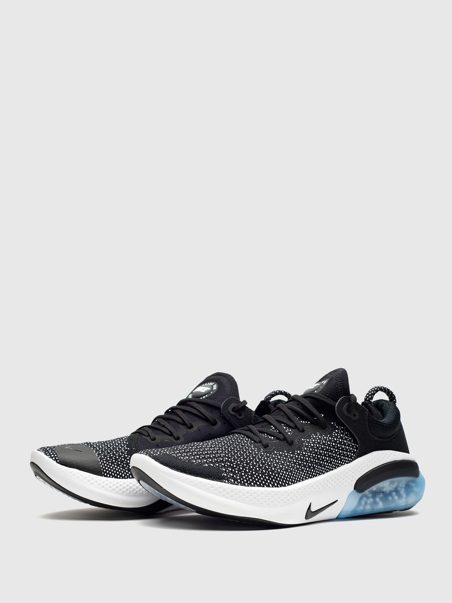 nike joyride run flyknit black white